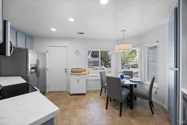 $525,000 | 1012 Murre Way, Suisun City, CA 94585