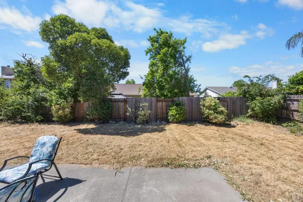 $525,000 | 1012 Murre Way, Suisun City, CA 94585