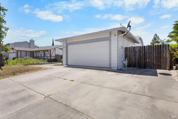 $525,000 | 1012 Murre Way, Suisun City, CA 94585