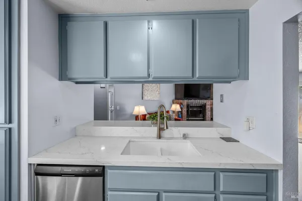 $525,000 | 1012 Murre Way, Suisun City, CA 94585