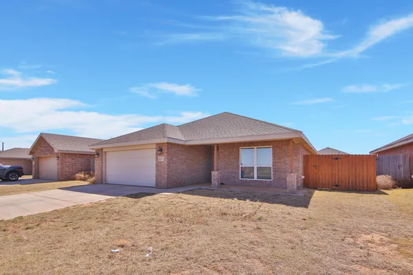 $215,000 | 8411 10th Place, Lubbock, TX 79416