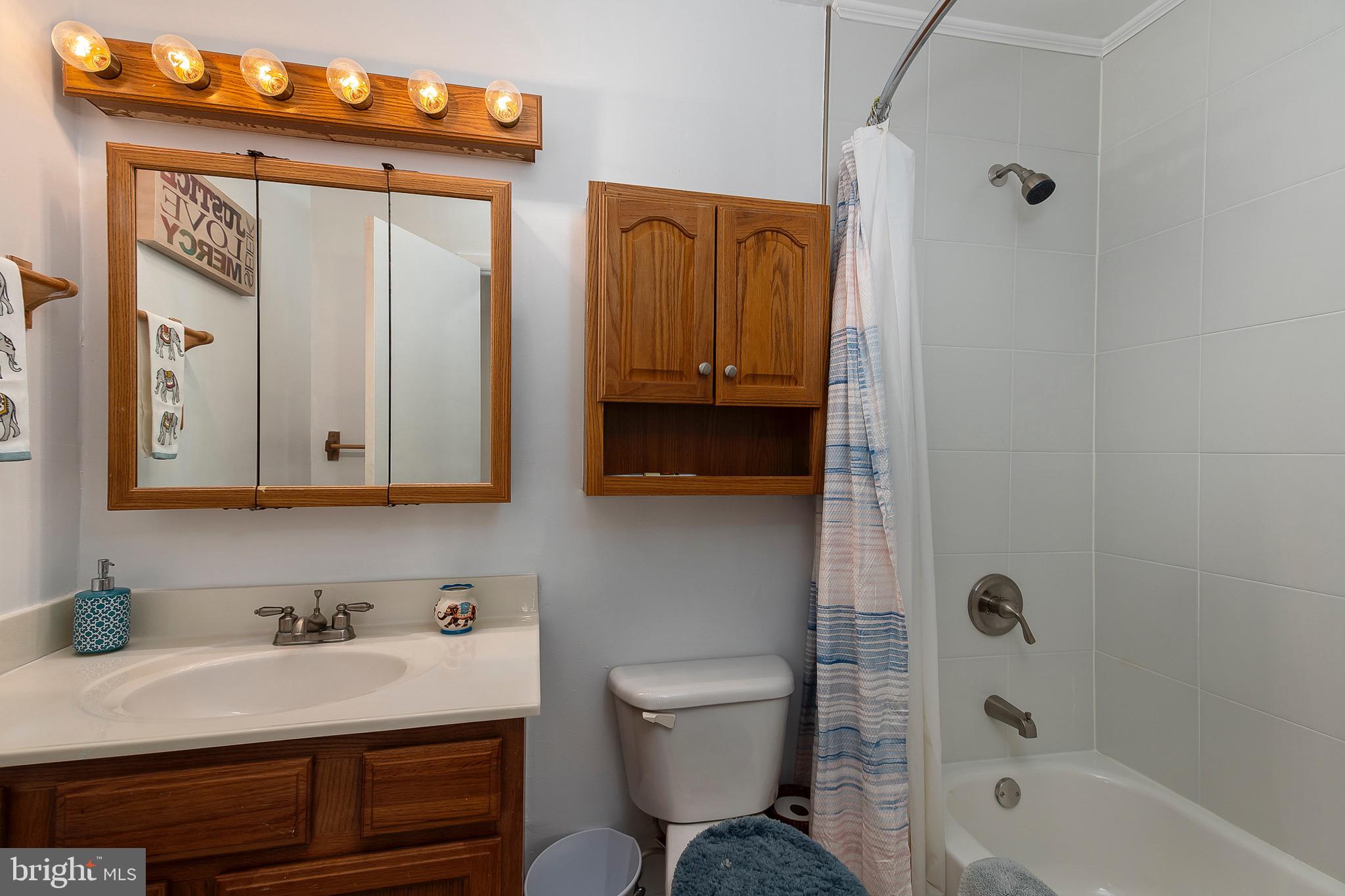 1057 Springhill Way Gambrills, MD 21054 - Photo 22 of 31 Bathroom 2