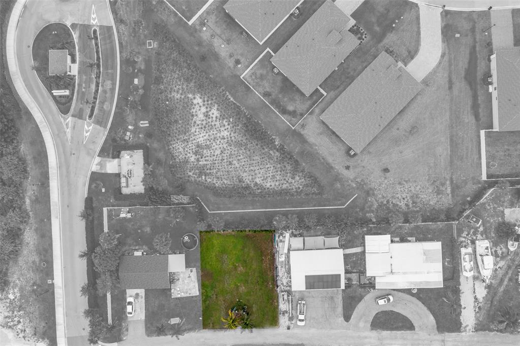 5754 Southeast Green Lane Stuart, FL 34997 - Photo 2 of 16 a view of entryway with a outdoor space