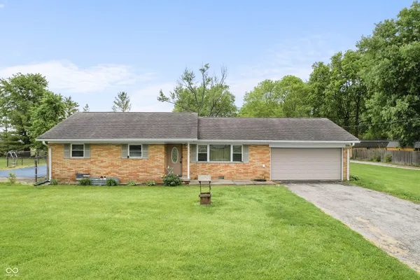 $260,000 | 3465 West Smithland Freedom Street, Shelbyville, IN 46176
