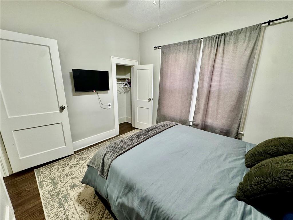 618 Southeast Miller Street Lee's Summit, MO 64063 - Photo 17 of 20