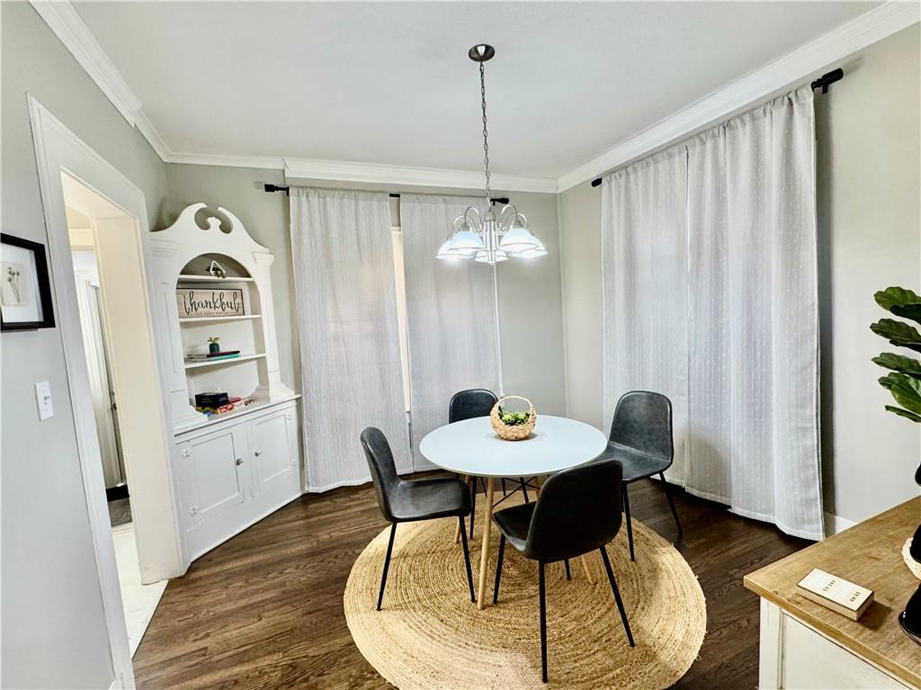 618 Southeast Miller Street Lee's Summit, MO 64063 - Photo 5 of 20