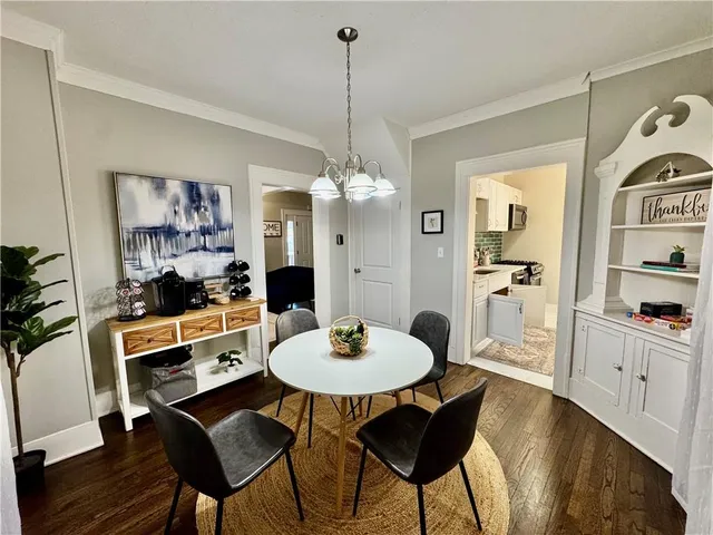 $285,000 | 618 Southeast Miller Street, Lee's Summit, MO 64063