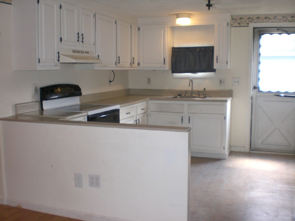 23 Eagle Street Ware, MA 01082 - Photo 5 of 12 Gallery Image 5