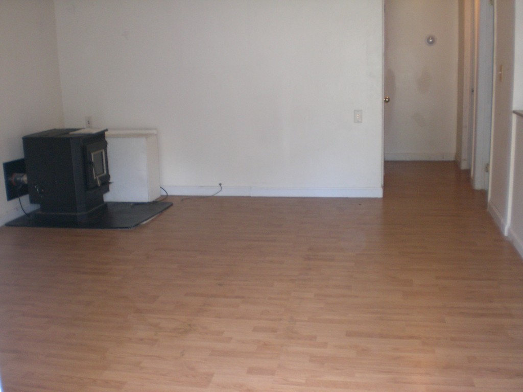 23 Eagle Street Ware, MA 01082 - Photo 8 of 12 Gallery Image 8
