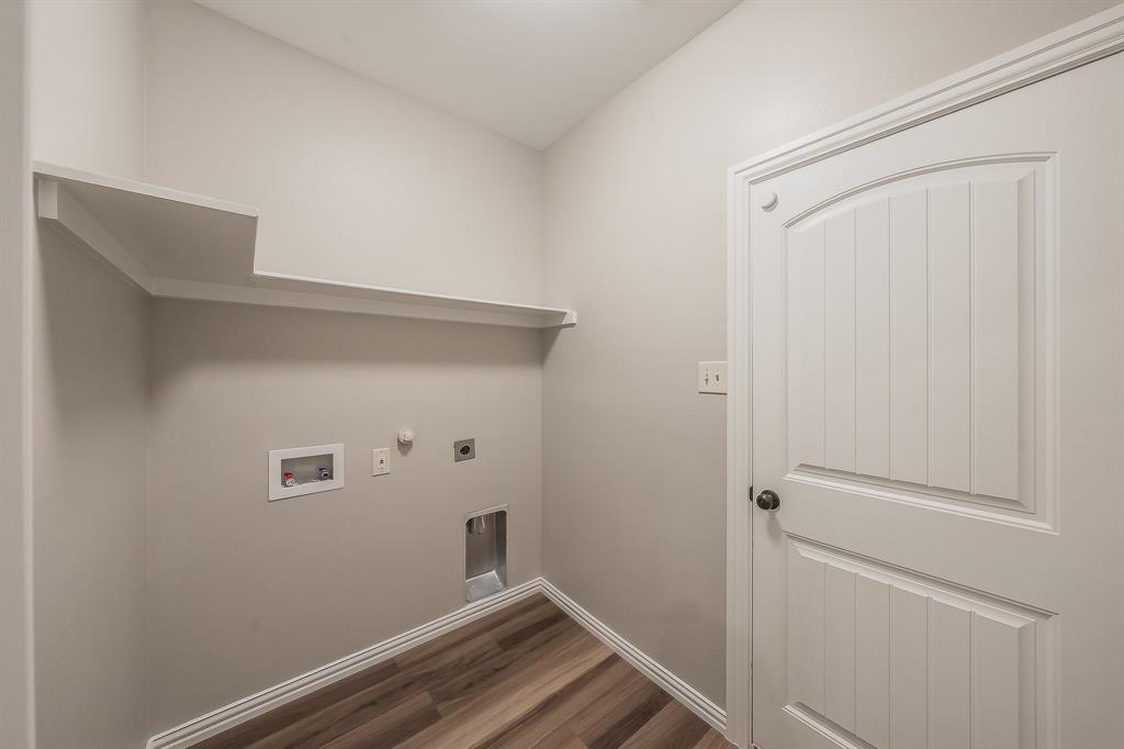 412 Hideaway Road McKinney, TX 75072 - Photo 29 of 40 a view of small space