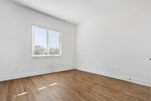$2,500 | 1811 Webberville Road, Unit 1305, Austin, TX 78721