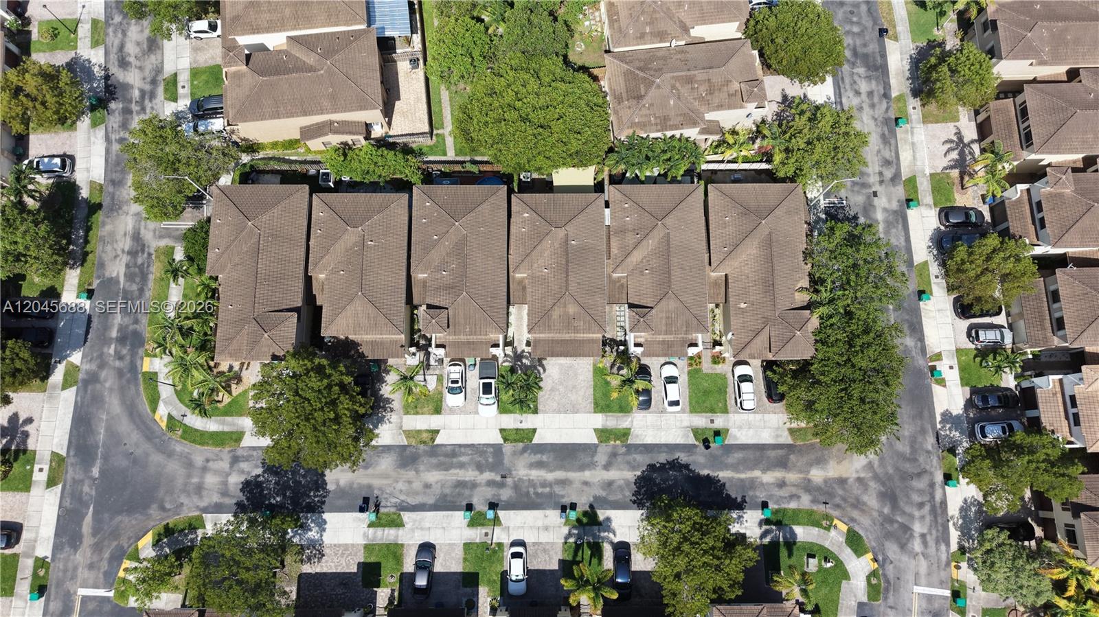 22807 Southwest 89th Path Cutler Bay, FL 33190 - Photo 38 of 43
