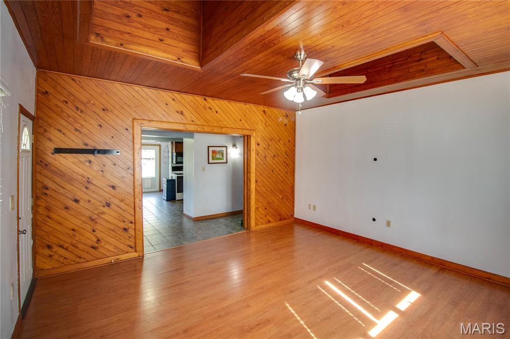 4743 Ahrens Avenue Roxana, IL 62025 - Photo 7 of 34 Gallery Image 7