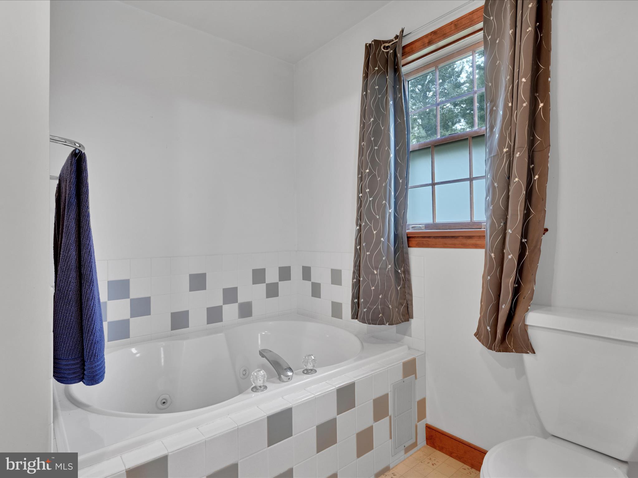 3420 River Road Conestoga, PA 17516 - Photo 24 of 44 Primary Bathroom