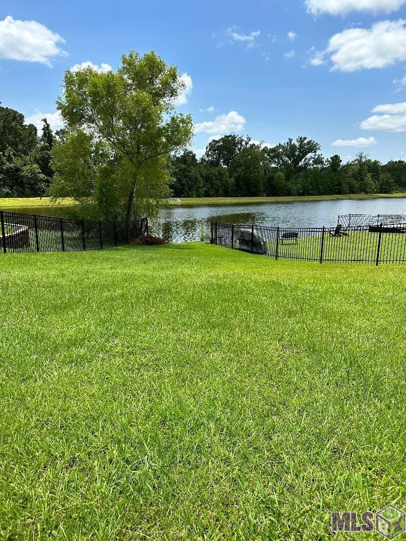 13004 West Waterside Drive Baton Rouge, LA 70818 - Photo 9 of 14