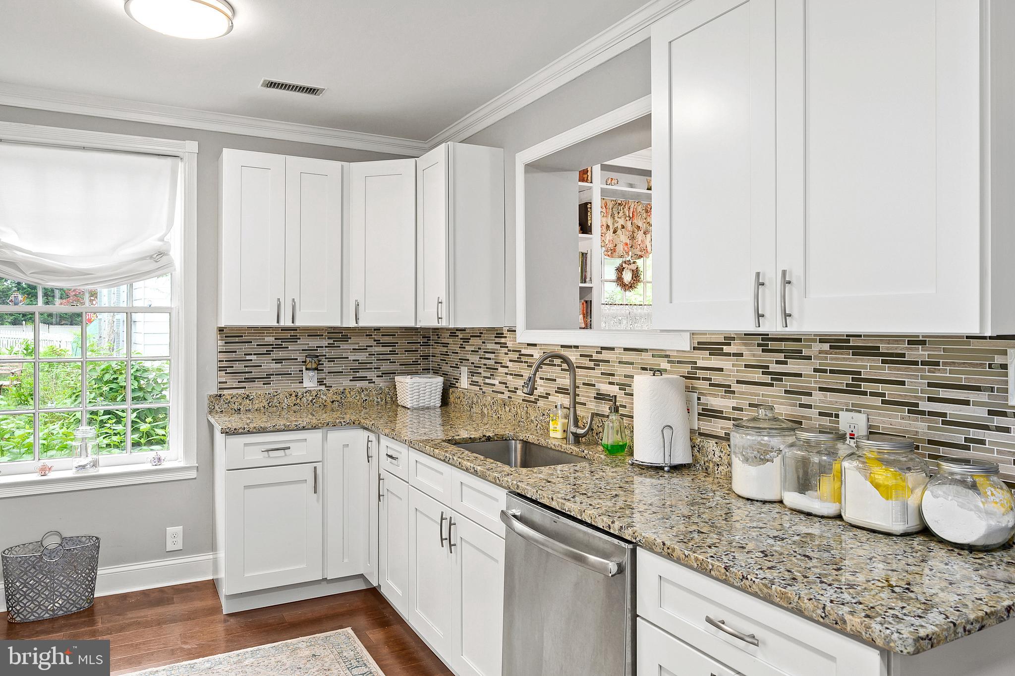 2445 Pickwick Road Baltimore, MD 21207 - Photo 25 of 58 Kitchen (alt view)