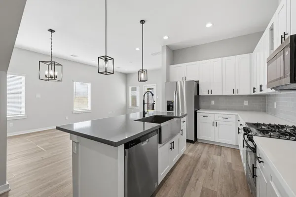 $2,675 | 11303 Stonework Grove Lane, Houston, TX 77076