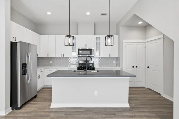 $2,675 | 11303 Stonework Grove Lane, Houston, TX 77076