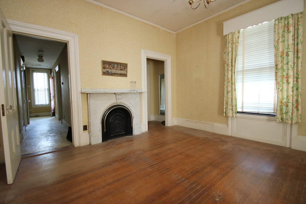 63 Chestnut Street Saugus, MA 01906 - Photo 13 of 17 Gallery Image 13