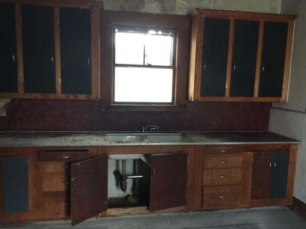 63 Chestnut Street Saugus, MA 01906 - Photo 15 of 17 Gallery Image 15