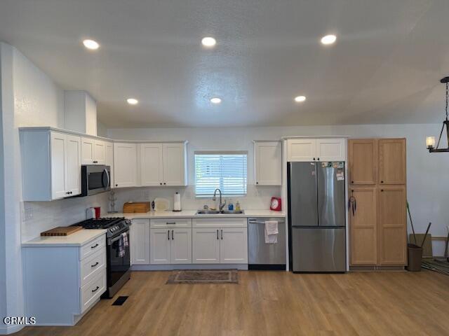 4499 Copland Drive, Unit 51 Ventura, CA 93003 - Photo 3 of 11 IMG_6896