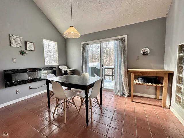 $375,000 | 200 Bailliere Drive, Martinsville, IN 46151