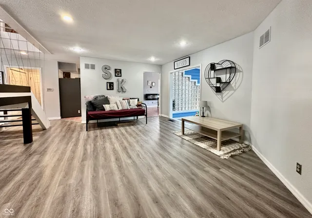 $375,000 | 200 Bailliere Drive, Martinsville, IN 46151