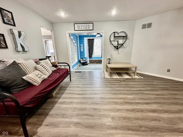 $375,000 | 200 Bailliere Drive, Martinsville, IN 46151