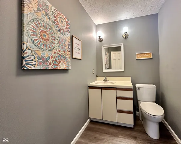 $375,000 | 200 Bailliere Drive, Martinsville, IN 46151