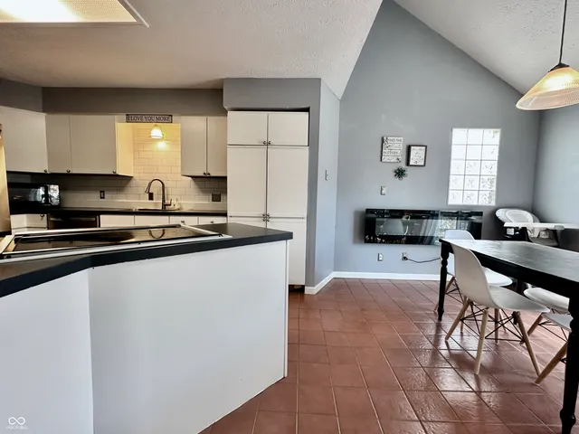 $375,000 | 200 Bailliere Drive, Martinsville, IN 46151