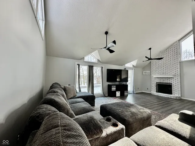 $375,000 | 200 Bailliere Drive, Martinsville, IN 46151