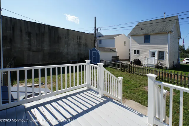 $5,000 | 111 Main Street, Unit RD2, Avon-by-the-Sea, NJ 07717