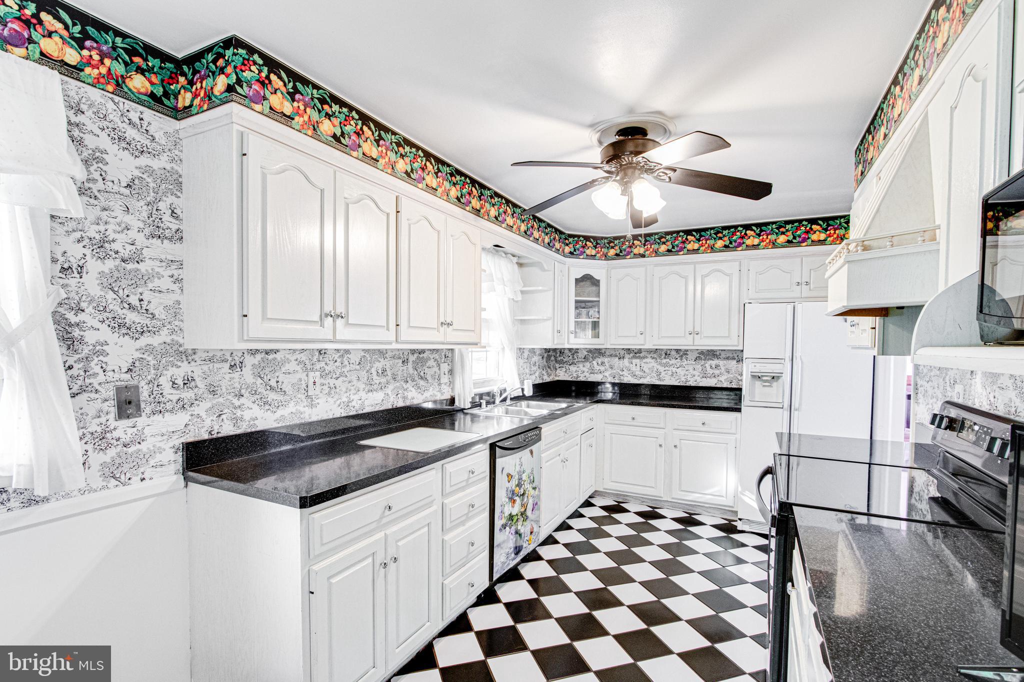 2129 Pot Spring Road Lutherville-Timonium, MD 21093 - Photo 14 of 42 Gallery Image 14