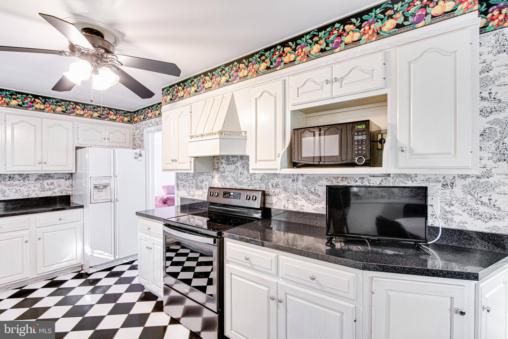 2129 Pot Spring Road Lutherville-Timonium, MD 21093 - Photo 15 of 42 Gallery Image 15