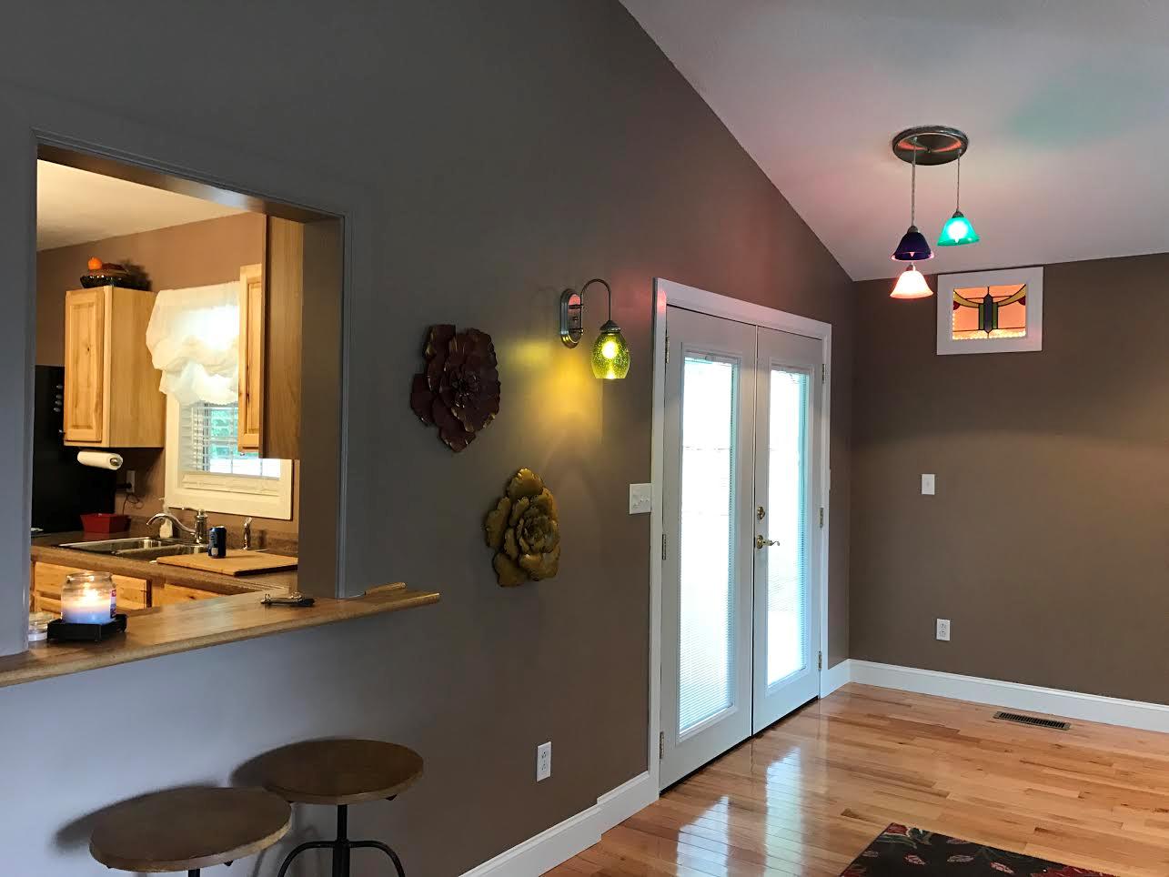 148 Dandy Road Signal Mountain, TN 37377 - Photo 11 of 44 Living Rm