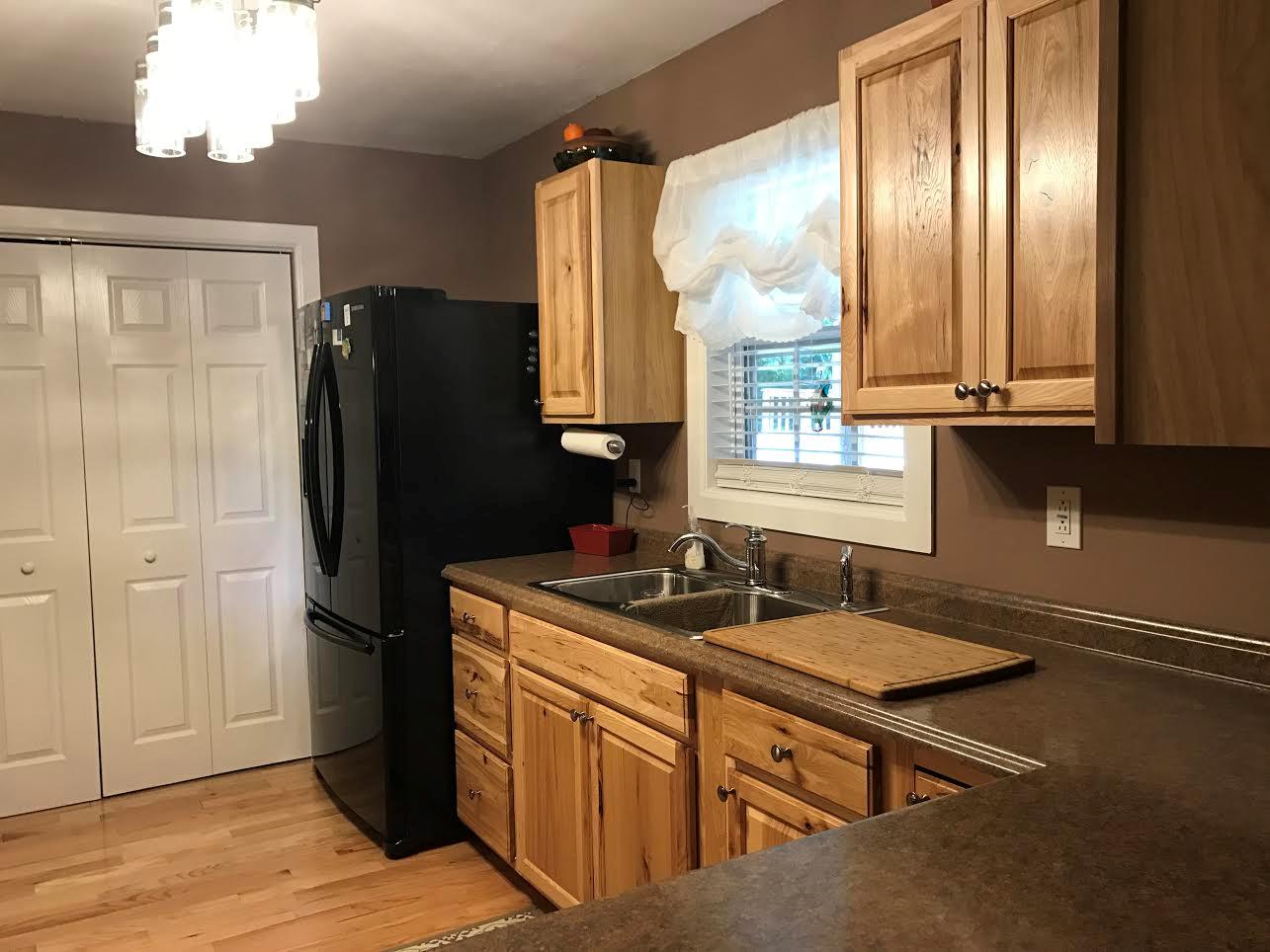 148 Dandy Road Signal Mountain, TN 37377 - Photo 10 of 44 Large pantry
