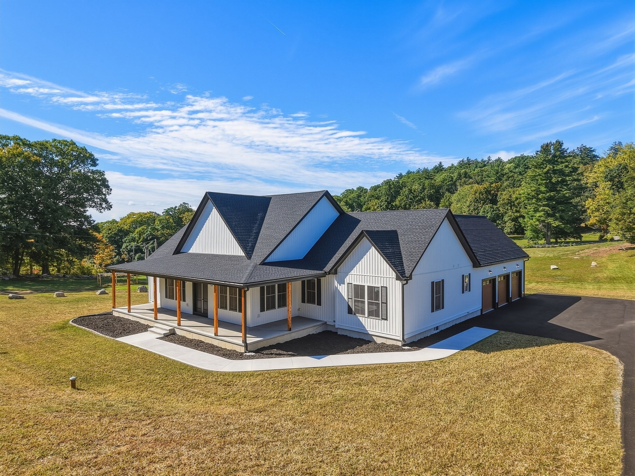 2238 Baptist Hill Road Palmer, MA 01069 - Photo 3 of 42 Gallery Image 3