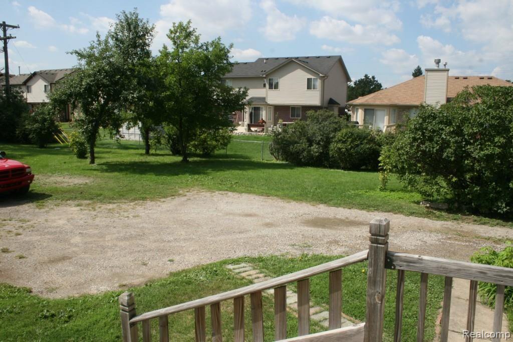 14120 East 14 Mile Road Warren, MI 48088 - Photo 10 of 34