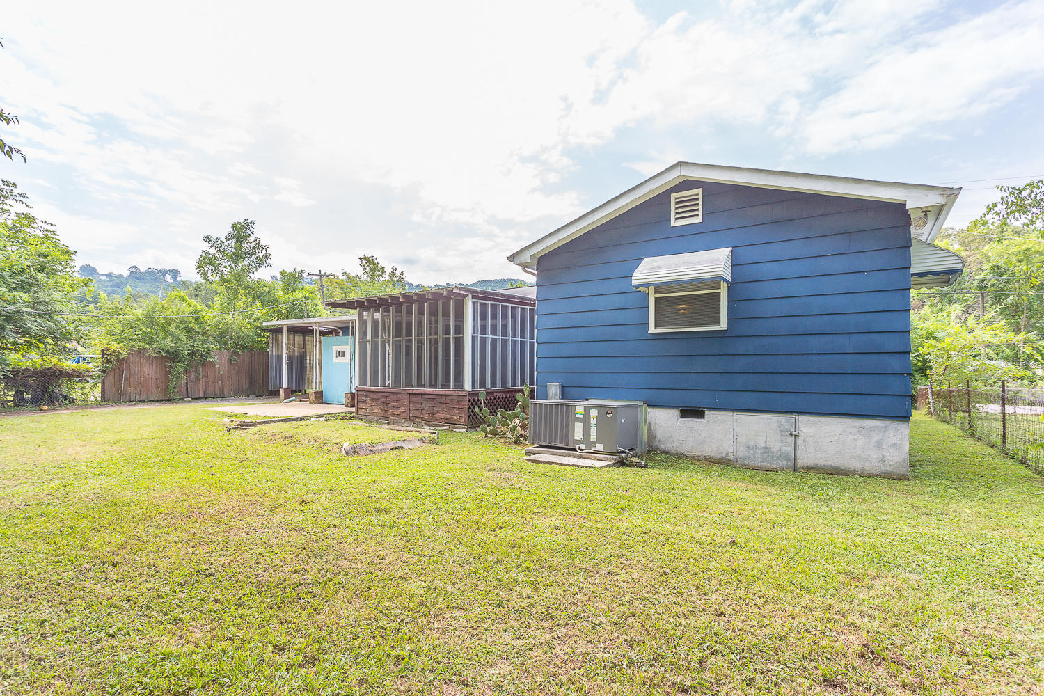 102 Ellis Road Rossville, GA 30741 - Photo 11 of 56 102 Ellis-11
