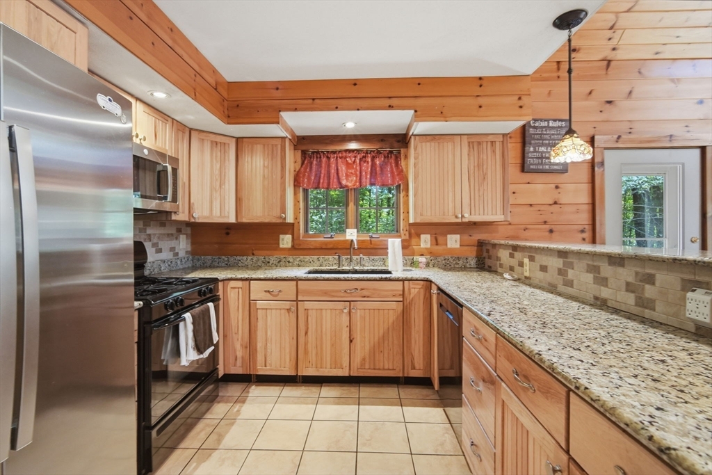 35 S Road Peru, MA 01235 - Photo 7 of 34 Gallery Image 7