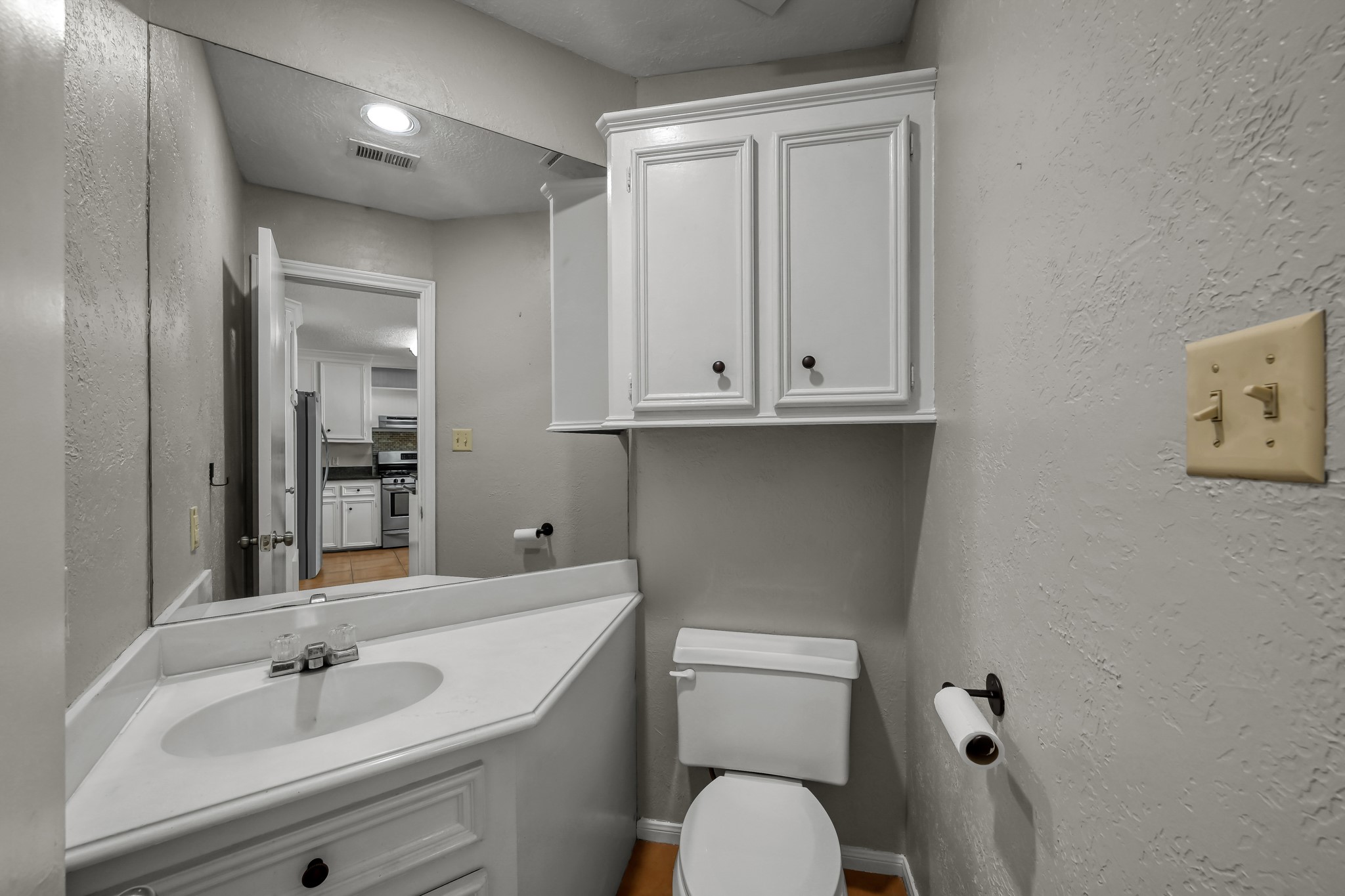 4 Waters Edge Street Conroe, TX 77356 - Photo 15 of 19