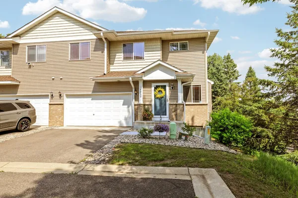 $334,900 | 14995 Chestnut Lane, Savage, MN 55378
