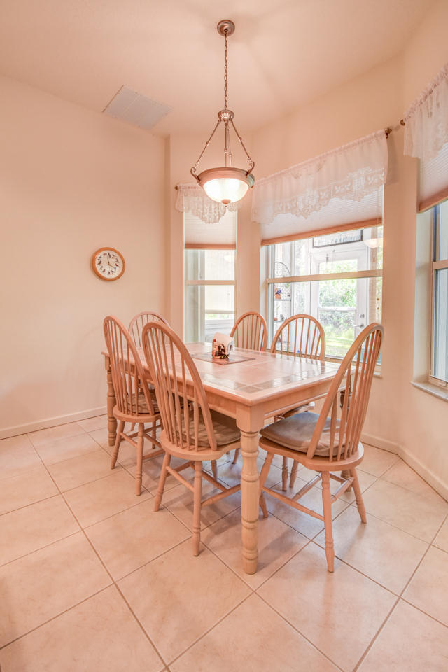 353 Springview Loop Port St. Lucie, FL 34986 - Photo 6 of 17 Breakfast