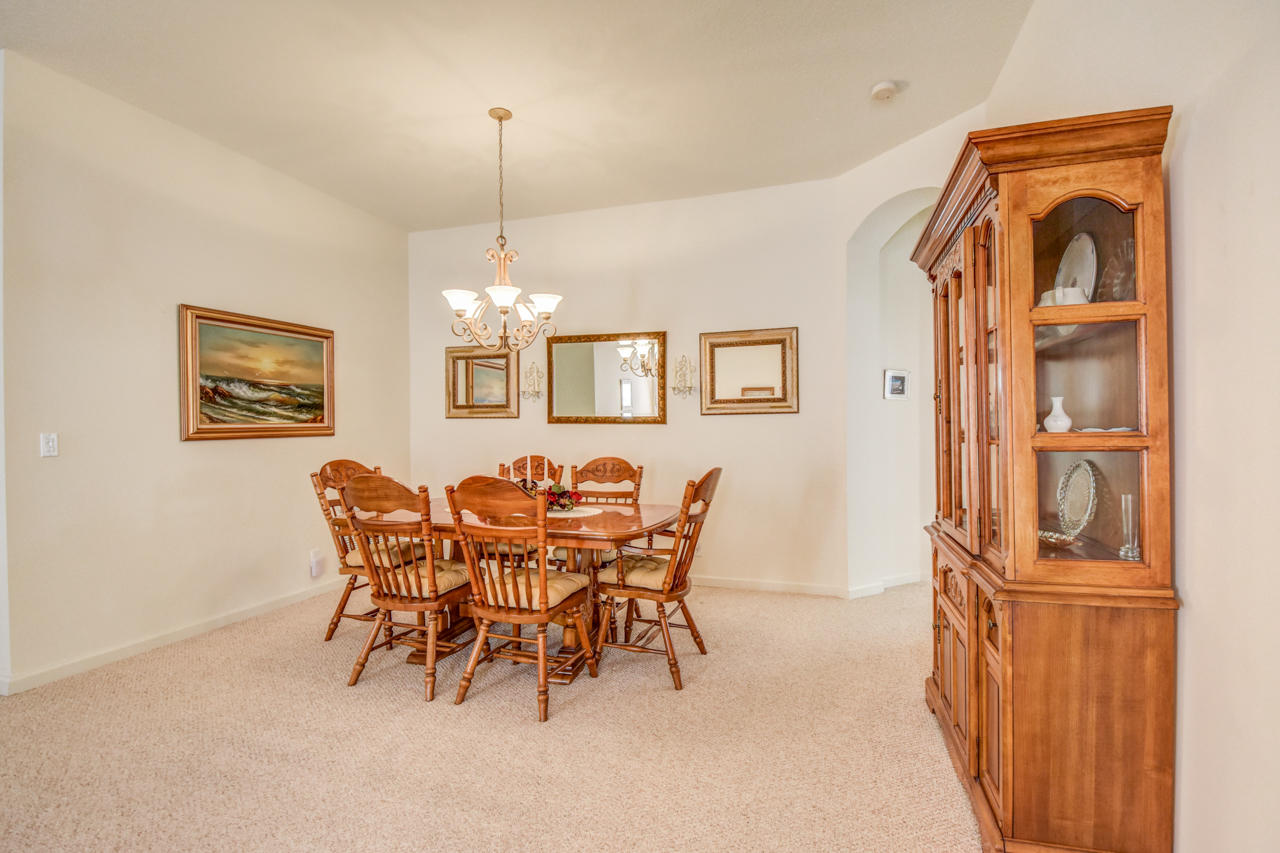 353 Springview Loop Port St. Lucie, FL 34986 - Photo 7 of 17 Dining