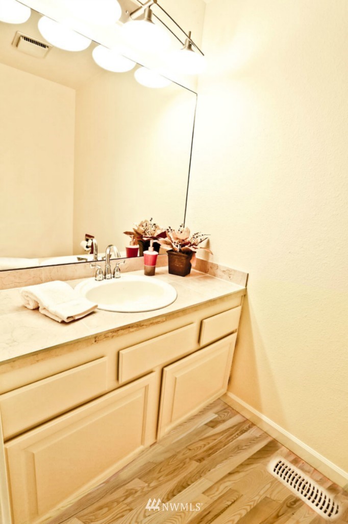 2927 167th Street Southeast Bothell, WA 98012 - Photo 15 of 18