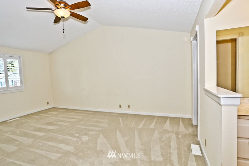 2927 167th Street Southeast Bothell, WA 98012 - Photo 9 of 18