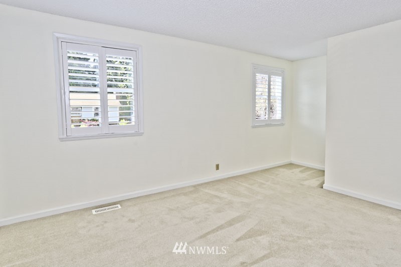 2927 167th Street Southeast Bothell, WA 98012 - Photo 10 of 18