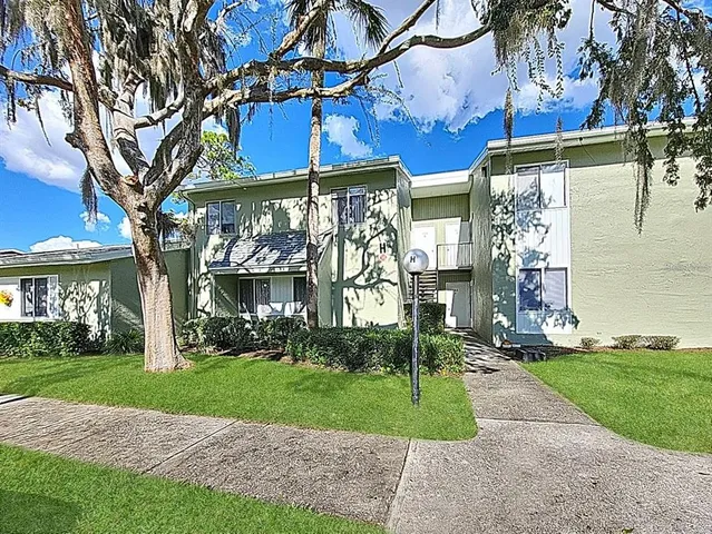 $85,000 | 566 Fairways Circle, Unit A, Ocala, FL 34472