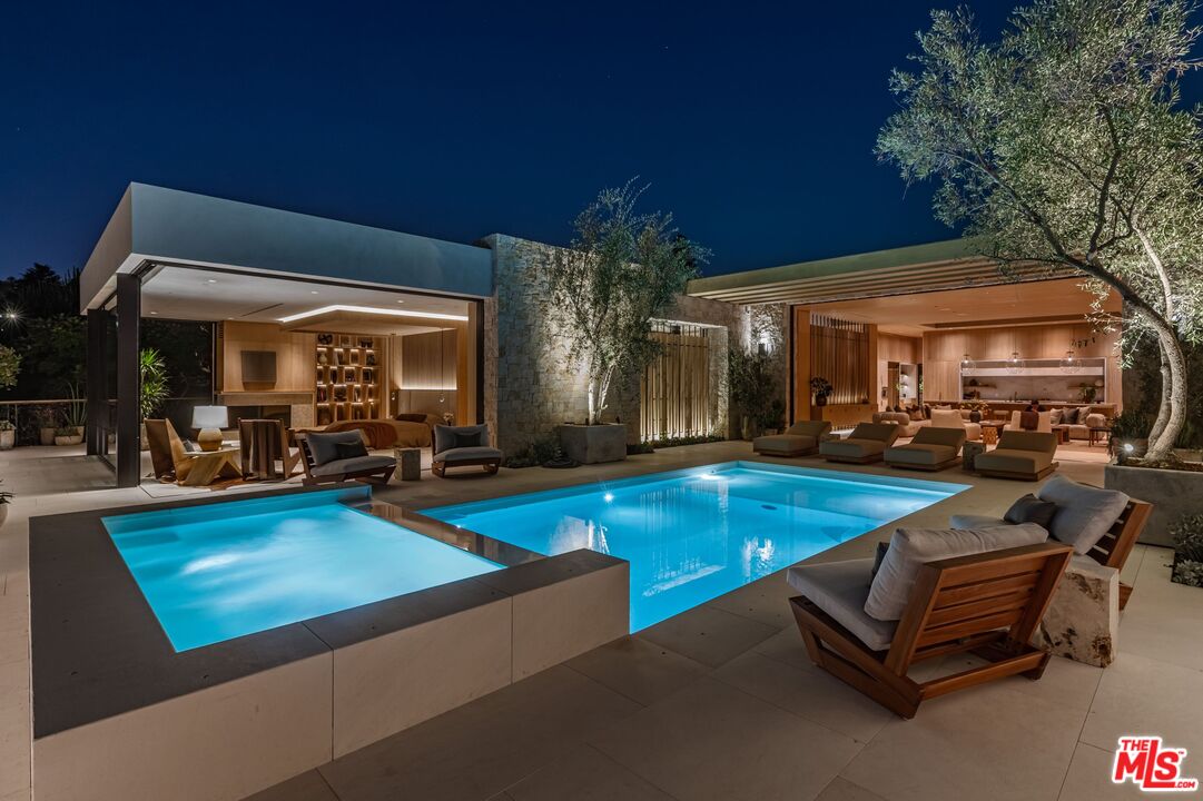 1039 Wallace Ridge Beverly Hills, CA 90210 - Photo 34 of 37