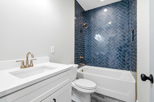 1180 Belfast Farmington Road Lewisburg, TN 37091 - Photo 35 of 41 a bathroom with a sink toilet and shower